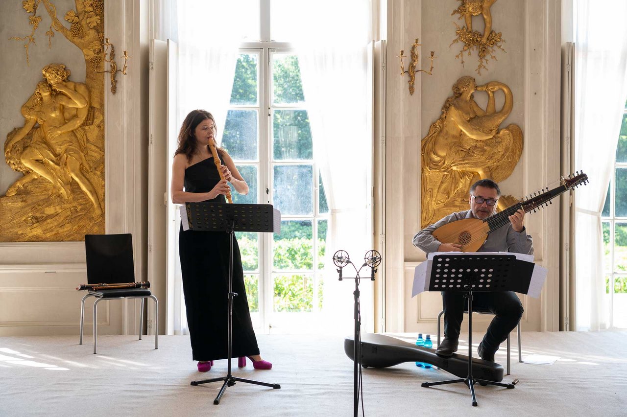 Dorothee Oberlinger (Blockflöten) und Edin Karamazov (Laute) in der Ovidgalerie, Neue Kammern Sanssouci
